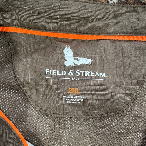 Field & Stream Realtree Xtra Long Sleeve Button Down Camo Shirt With Back Vents - Picture 4 of 7